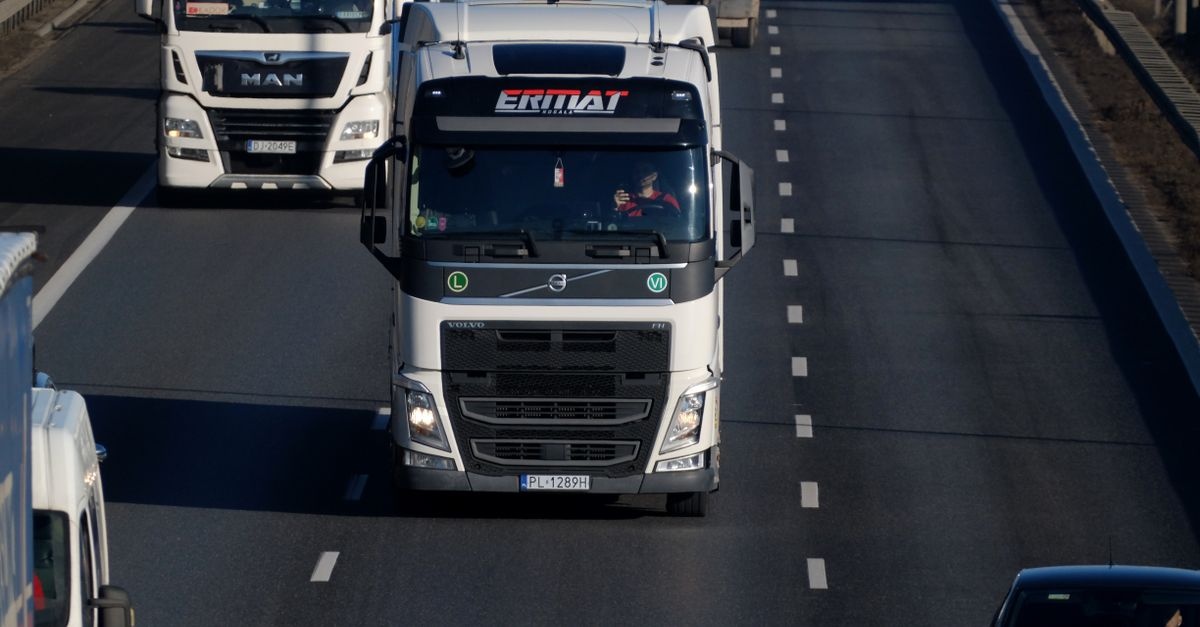 Transport pod lupą: KPI, które naprawdę pokazują efektywność i obniżają koszty