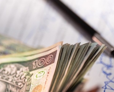 Ewidencja przychodów w firmie bez stresu: prosty system, który oszczędza czas i pieniądze