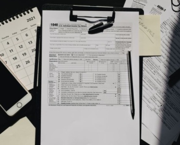 Jak Twoja firma może płacić mniej? Przewodnik po odliczeniach podatkowych i ulgach, z których warto skorzystać